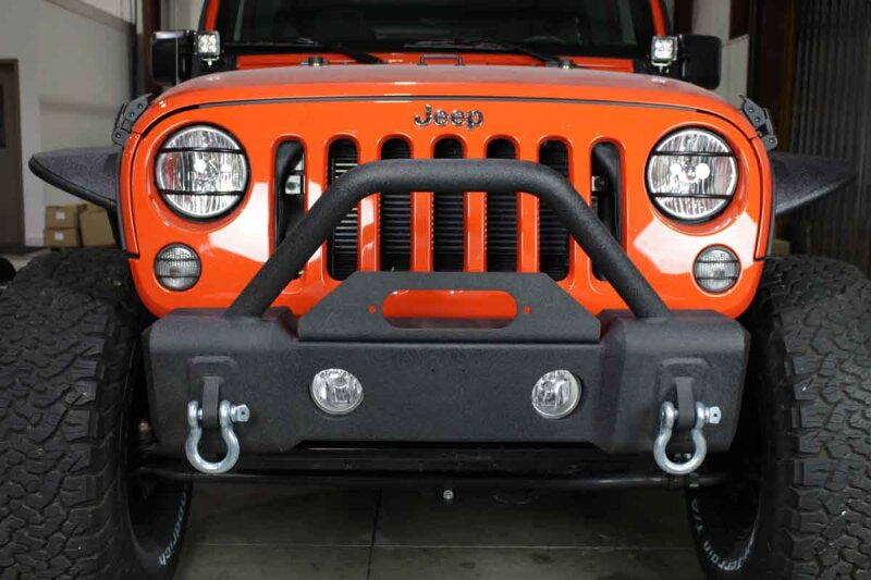 Fishbone Offroad 07-18 Jeep Wrangler JK Stubby Bumper W/Tube Guard - Black Texured Powdercoated