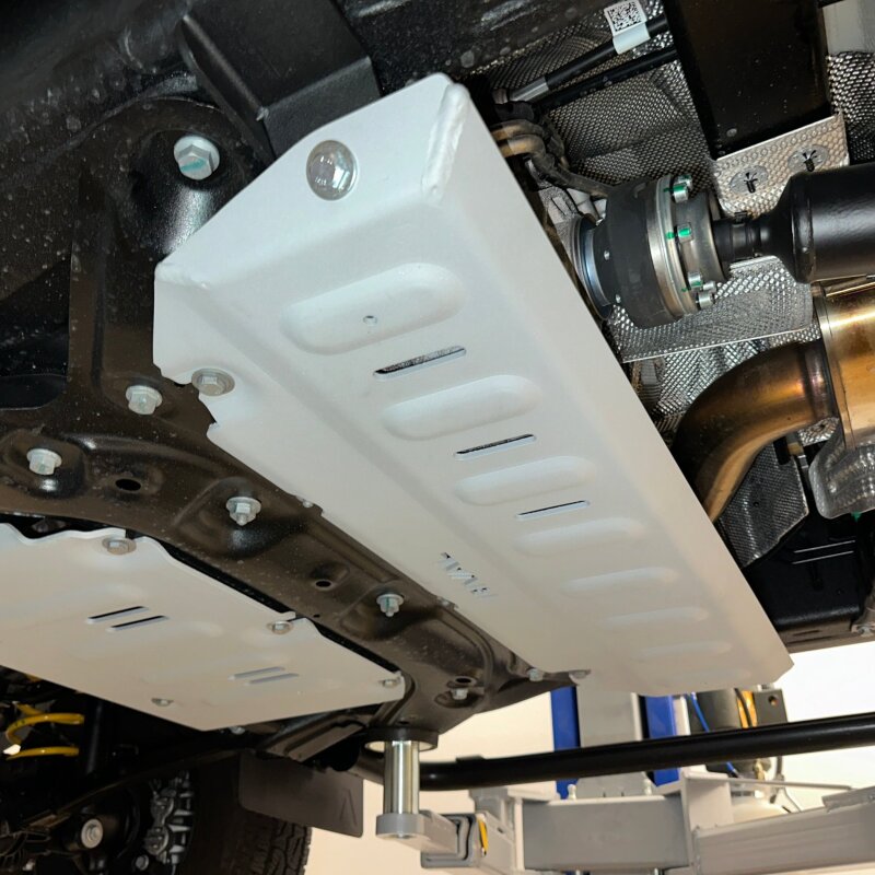 Rival Ineos Grenadier &amp; Quartermaster Aluminum Transfer Case Skid Plate