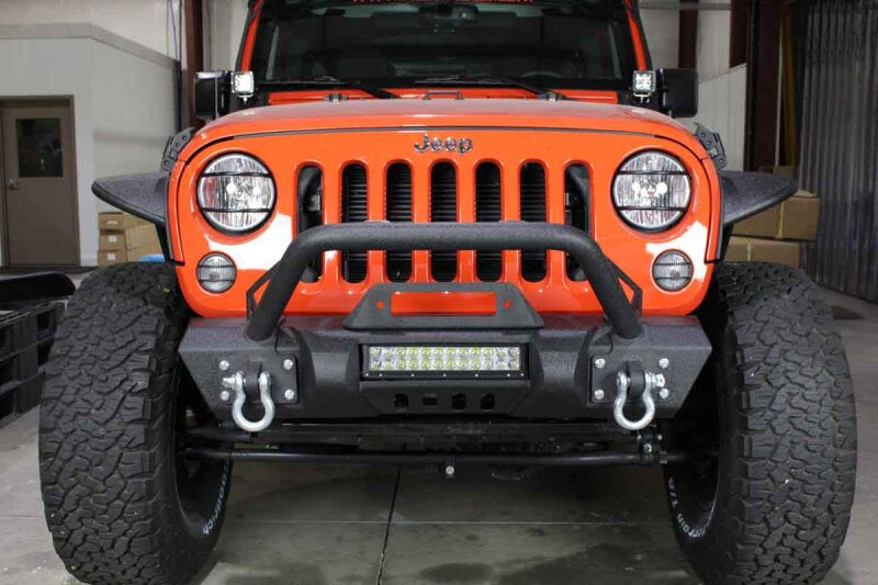 Fishbone Offroad 07-18 Jeep Wrangler JK Frnt Stubby Winch Bumper W/Tube Guard - Blk Txtrd Pwdrcoated